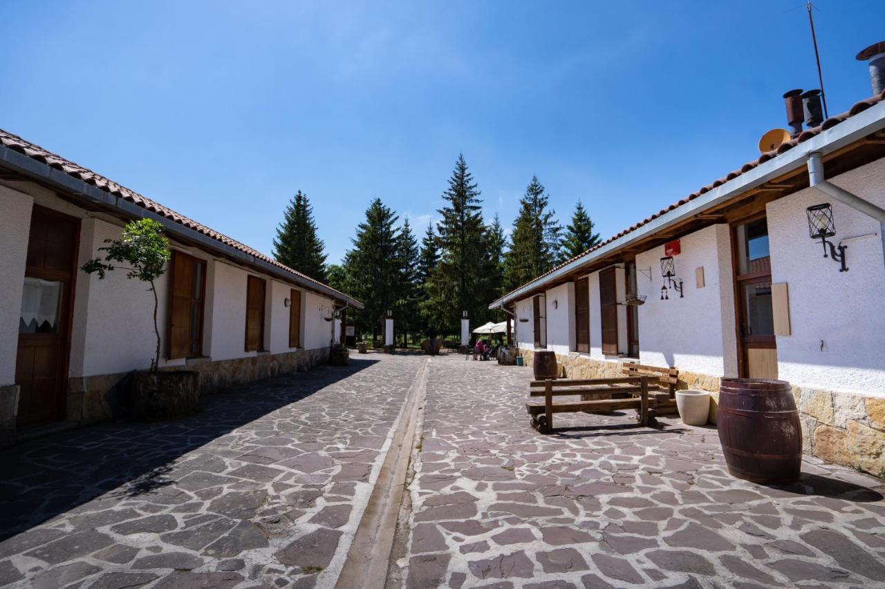 Hotel Kampaoh Sierra de Urbasa Bacáicoa Exterior foto